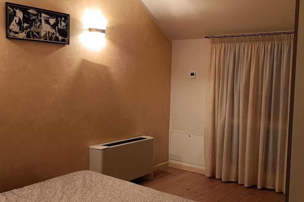 Central Terrace Escape With Jacuzzi Timisoara Ngoại thất bức ảnh